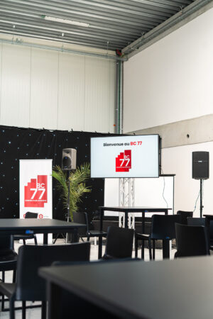 Business Club 77