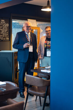 Business Club 77
