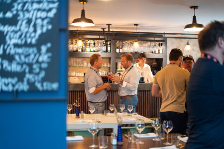 Business Club 77