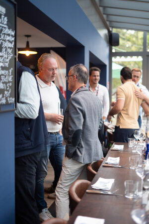 Business Club 77