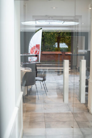 Business Club 77