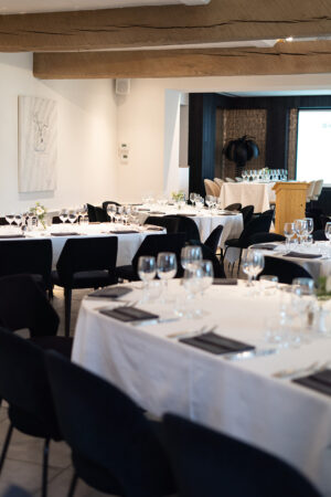 Business Club 77